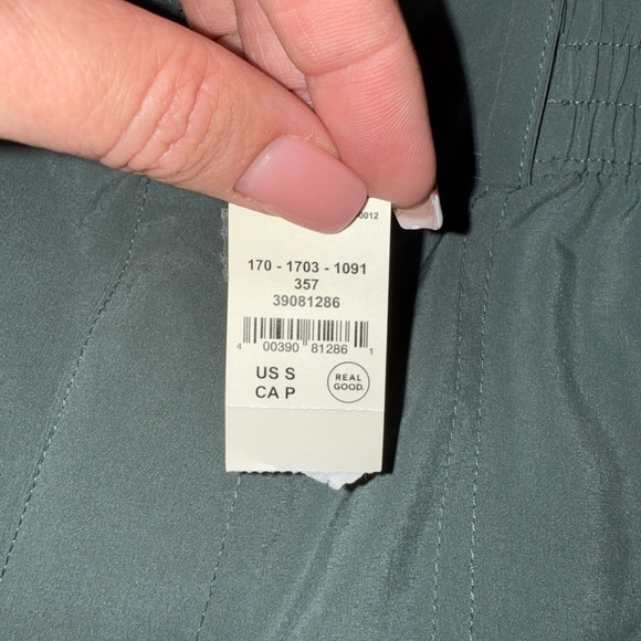 NWT Offline by Aerie Green Chill Moves Cargo Pants in size S Green - Picture 5 of 6